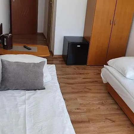 Ubytování v soukromí Maks *