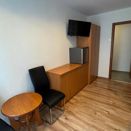 Ubytování v soukromí Maks *